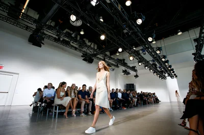 Look 3